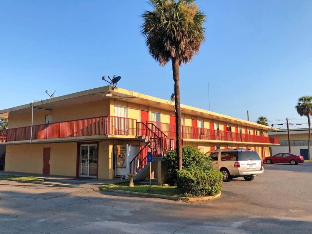 Traveler Inn & Suites Albany, GA 1