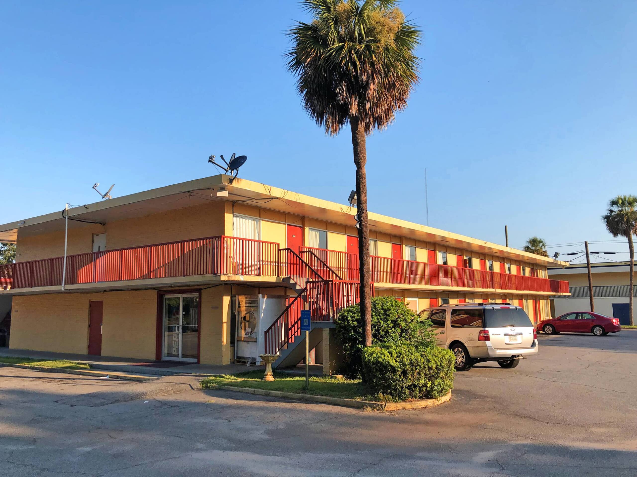 Traveler Inn & Suites Albany, GA 1